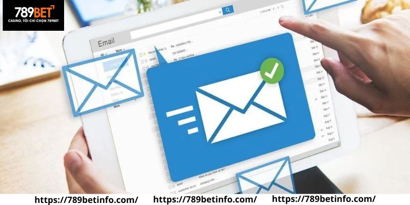 Trao đối bằng email giúp người chơi trao đổi thông tin kỹ lưỡng